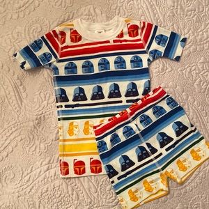Unisex Hanna Andersson Star Wars pajamas - like new size 4